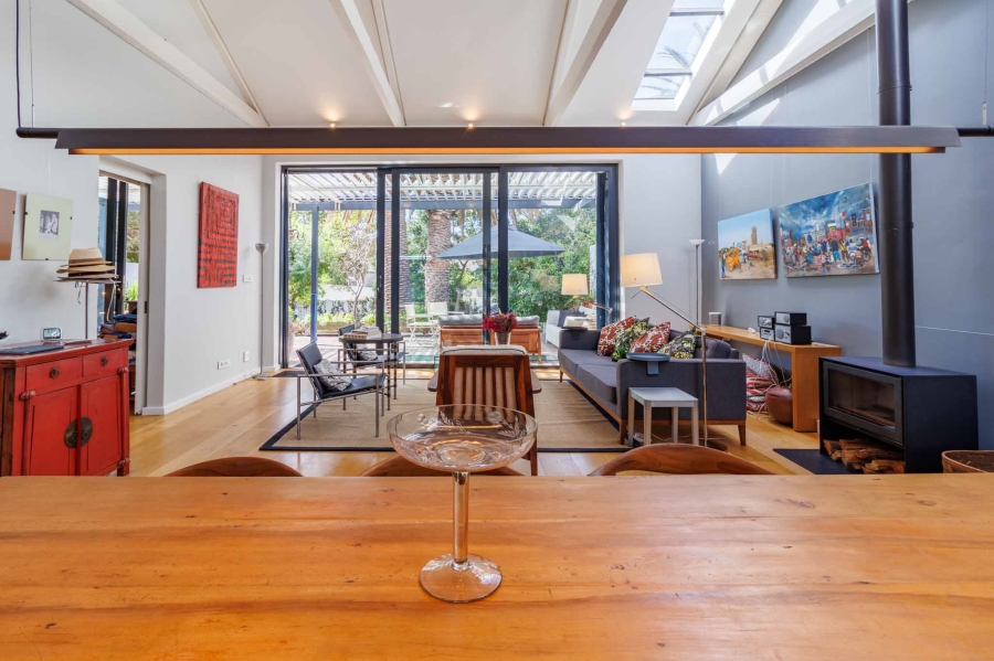 To Let 1 Bedroom Property for Rent in Tamboerskloof Western Cape